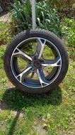 Volkswagen Golf GTI 22383562-1016637.jpg