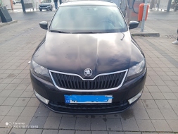 Škoda Rapid 1,2 TSI 63 KW 23039645-1042172.jpg