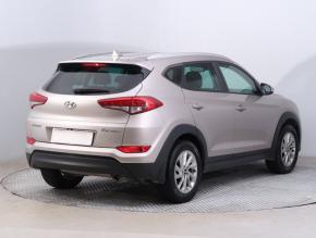 Hyundai Tucson  1.7 CRDi 