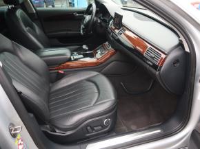 Audi A8  3.0 TDI 