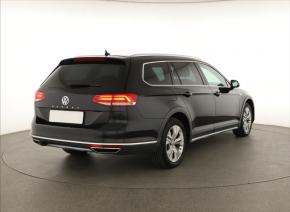 Volkswagen Passat  2.0 TDI Alltrack 