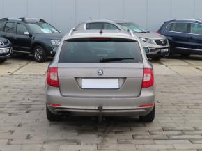 Škoda Superb  2.0 TDI 