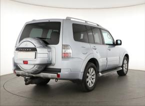 Mitsubishi Pajero  3.2 DI-D 