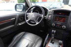 Mitsubishi Pajero  3.2 DI-D 