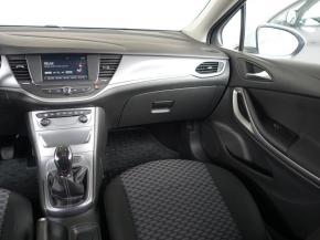 Opel Astra  1.4 T 