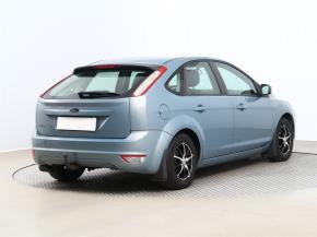 Ford Focus  1.6 16V Trend 