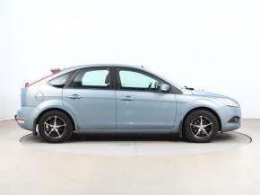 Ford Focus  1.6 16V Trend 