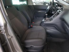 Peugeot 5008  1.6 HDi 