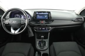 Hyundai i30 Fastback  1.0 T-GDI SMART 