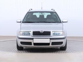 Škoda Octavia  1.6 Tour 