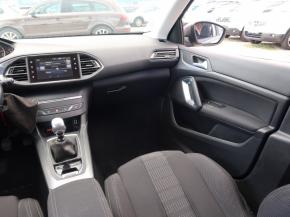 Peugeot 308  1.6 e-HDi 