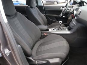 Peugeot 308  1.6 e-HDi 