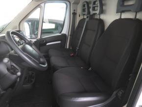 Peugeot Boxer  2.2 BlueHDi . 