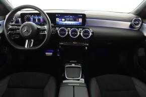 Mercedes-Benz CLA  200d AMG Paket 