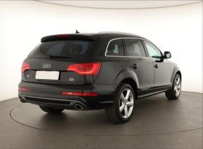 Audi Q7  3.0 TDI S-Line 