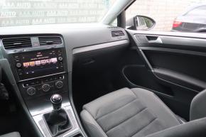 Volkswagen Golf  1.4 TSI 