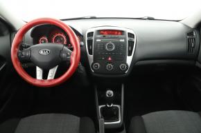 Kia Ceed  1.6 CRDi 