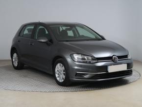 Volkswagen Golf  1.0 TSI 