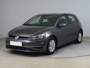 Volkswagen Golf  1.0 TSI 