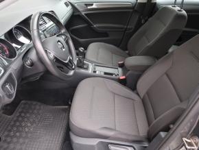 Volkswagen Golf  1.0 TSI 