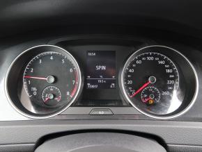 Volkswagen Golf  1.0 TSI 