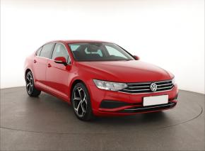 Volkswagen Passat  1.5 TSI 