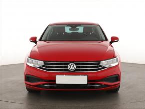 Volkswagen Passat  1.5 TSI 