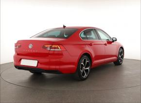 Volkswagen Passat  1.5 TSI 