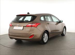 Hyundai i30  1.6 MPI 