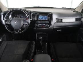 Mitsubishi Outlander  2.2 DI-D 