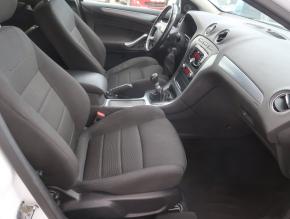 Ford Mondeo  2.0 TDCi 