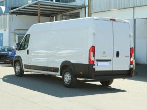 Peugeot Boxer  2.2 BlueHDi 