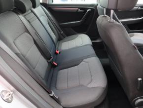 Volkswagen Passat  2.0 TDI 