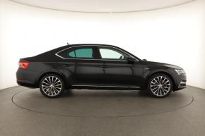 Škoda Superb  2.0 TSI Laurin & Klement 