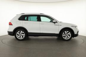 Volkswagen Tiguan  1.5 TSI Elegance 