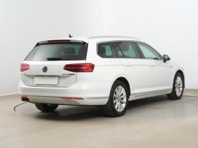 Volkswagen Passat  2.0 TDI 