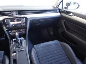 Volkswagen Passat  2.0 TDI 