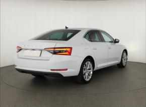 Škoda Superb  2.0 TDI Style 