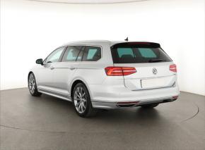 Volkswagen Passat  2.0 TDI R-Line 