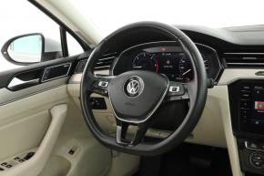 Volkswagen Passat  2.0 TDI R-Line 