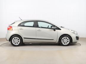 Kia Rio  1.4 CVVT 