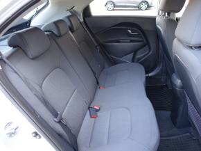 Kia Rio  1.4 CVVT 