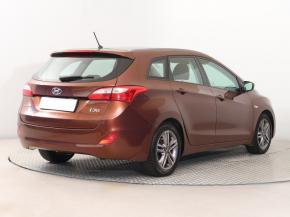 Hyundai i30  1.6 MPI 