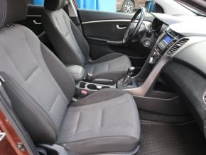 Hyundai i30  1.6 MPI 