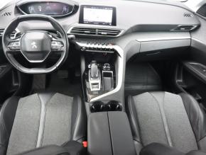 Peugeot 5008  1.5 BlueHDi 