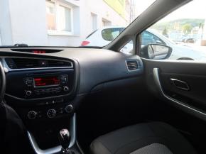 Kia Ceed  1.4 MPI 