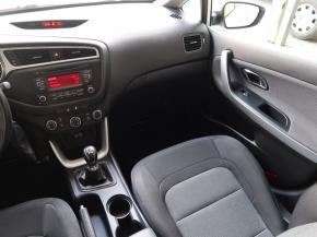 Kia Ceed  1.6 GDI 