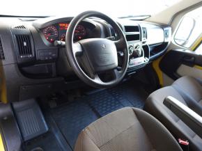 Peugeot Boxer  2.0 BlueHDi 