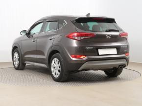 Hyundai Tucson  2.0 CRDi 