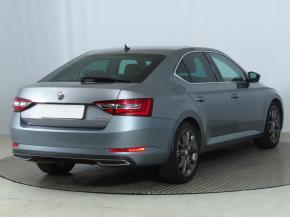 Škoda Superb  2.0 TDI Style 